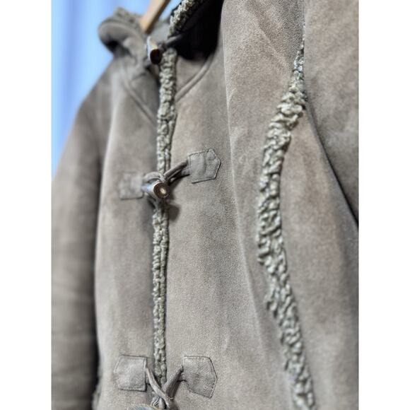 L.L. Bean Faux Fur Toggle Button Hooded Sherpa Coat Shacket Barn Coat Prairie M - Picture 3 of 7